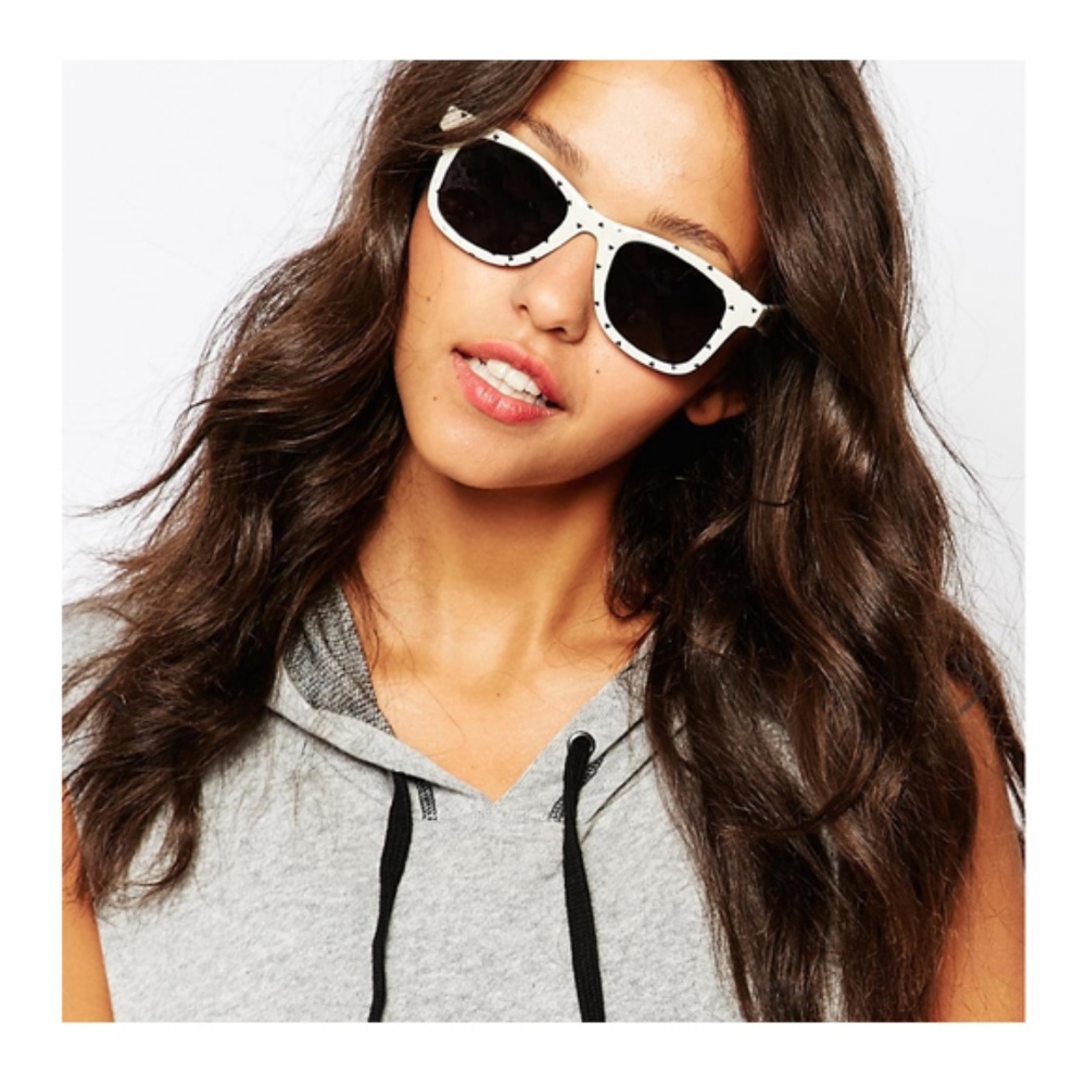 Vans White Sunglasses Janelle Hipster Heart Print